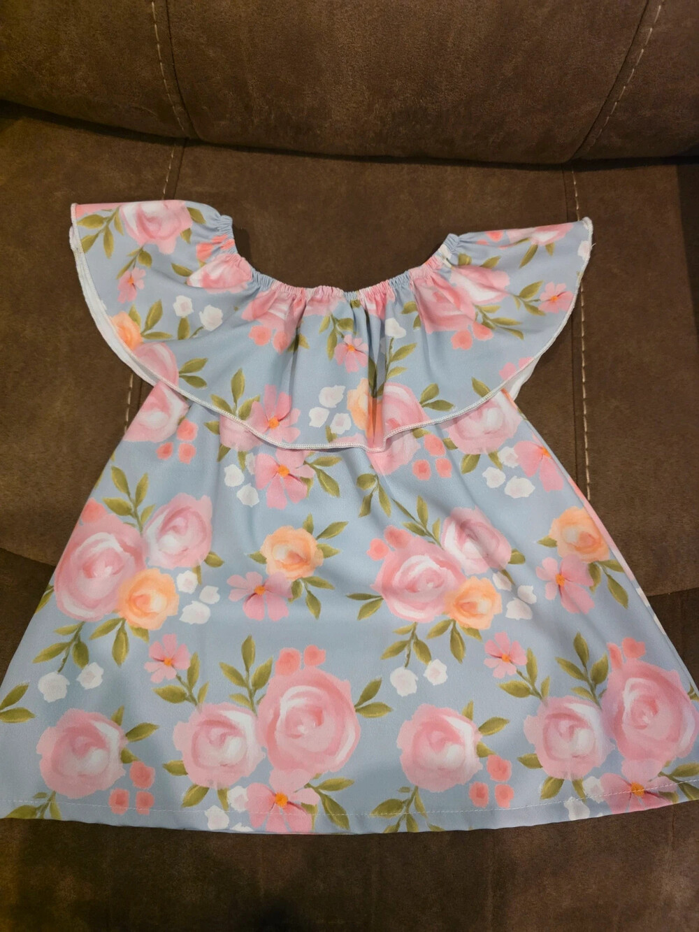 Floral Top - Picture 2 of 2